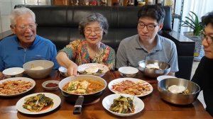 쓱싹 비벼먹는 열무비빔밥 먹방~! (청국장, 얼갈이 열무김치, 미니돈가스, 소시지) Bibimbap Mukbang / Korean Food Recipes