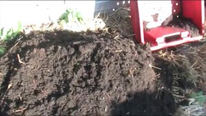 Лучший Био Гумус! Свой Био Гумус! Как сделать ? // Секреты хороших урожаев.