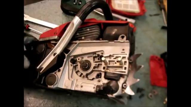 УСТРАНЕНИЕ ПОДТЕКАНИЯ МАСЛА китайской бензопилы 4500. Ремонт маслонасоса смотреть онлайн