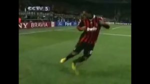 Ronaldinho Dance - AC Milan