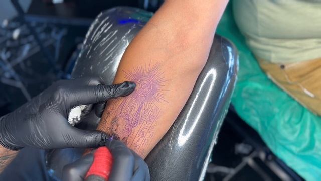 Anubis Tattoo Time-Lapse смотреть онлайн