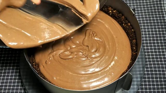 Mousse Chocolate Cheesecake. It's tastier than plain chocolate mousse. смотреть онлайн