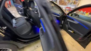 Установка многоцветной подсветки салона на Ауди А4