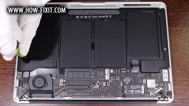 Apple MacBook Air A1466 disassembly and battery replace, как разобрать и поменять батарею ноутбука смотреть онлайн