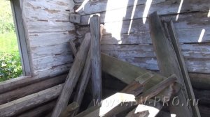 10. Село Сыпучи на реке Вишера. Пермский край. Старое село уже покинуто, новое еще держится