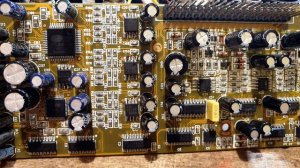 BEHRINGER XR12 безнадега полная