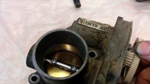 Подклинивание дроссельной заслонки