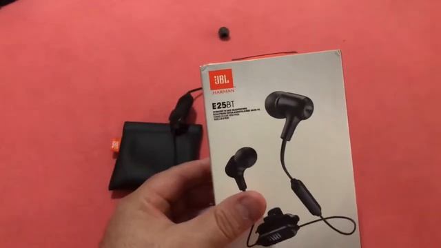 Review JBL E25 BT смотреть онлайн
