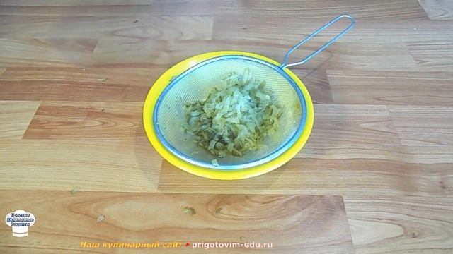 Бутерброды на завтрак. Острые бутерброды с соленым огурцом и яйцами