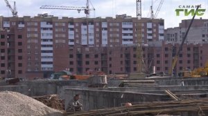 По всем современным стандартам. В микрорайоне "Новая Самара" строится новая школа