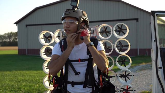 Flying Peter Sripol's 50 DRONE MOTOR Paramotor! смотреть онлайн