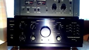 японский усилитель звука AKAI AM57
