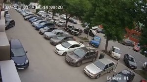 Камера Hikvision  DS 2CD2022WD I день