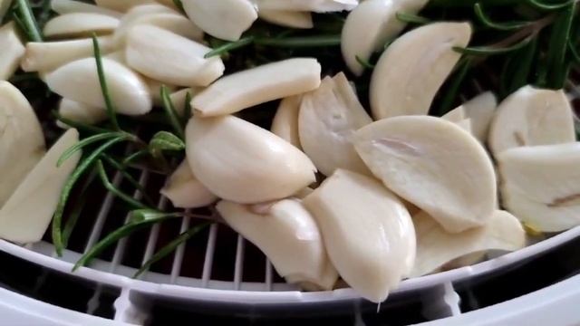 Вяленые помидоры в сушилке EZIDRI смотреть онлайн