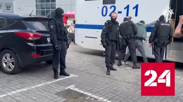 В Москве выявили преступную группу, незаконно оформлявшую мигрантов - Россия 24 
