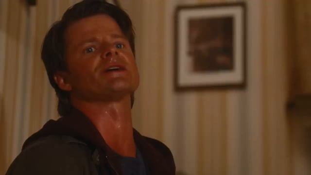 Хулиганы заставили его съесть заплесневелый сыр, который 10 лет лежал на асфальте смотреть онлайн