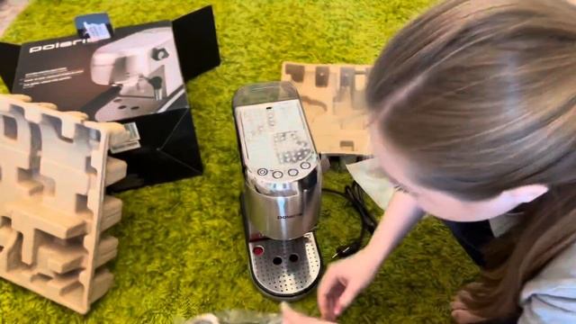 Кофеварка рожковая Polaris PCM 2001AE #обзор#распаковка смотреть онлайн