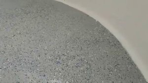 "Жидкая плитка" POLLASTiMAX результат нанесения наливного пола