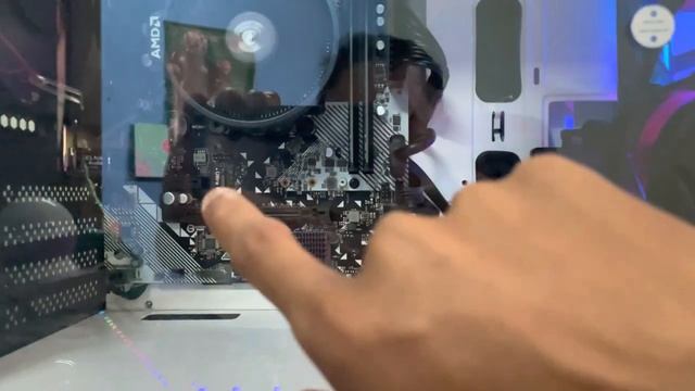 Gaming PC Bajet 2,500 (MALAYSIA) смотреть онлайн