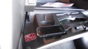 Peugeot 207 2010 με car kit bluetooth usb ipod & aux in