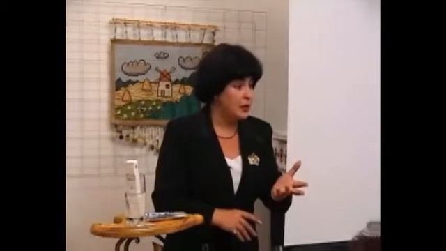 ЧТО ТАКОЕ КОРАЛЛОВАЯ ВОДА ?  ( КОРОТКИЙ ВАРИАНТ )