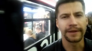 "Здесь съёмка видео запрещена, камеру вырубай", метро Октябрьская)))
