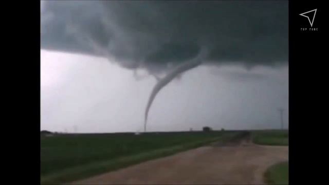 15 самых страшных природных явлений, записанных на камеру