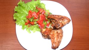 Два вкусных рецепта ЗАПЕЧЕННЫХ КУРИНЫХ КРЫЛЫШЕК в духовке.