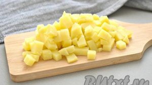 Салат Столичный с копчёной колбасой