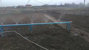 мини фрегат, поливалка в огород на колесах от велосипеда