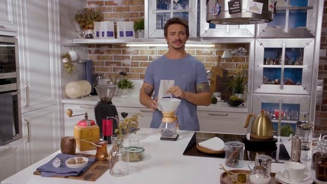 КЕМЕКС. Приготовление фильтр-кофе в кемекс. Making filter coffee in chemex pour-over style. смотреть онлайн