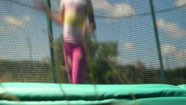 Детские батуты Hasttings с сеткой смотреть онлайн