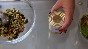 Салат из авокадо