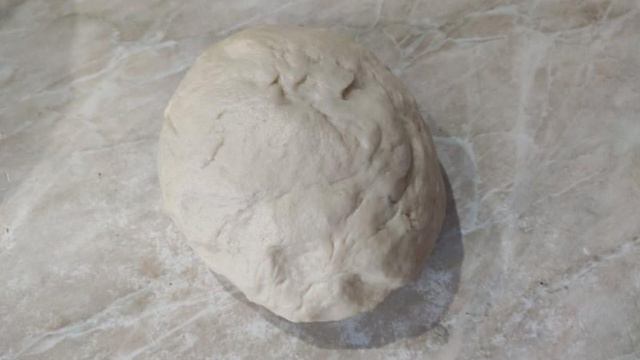 Молочные булочки с кунжутом