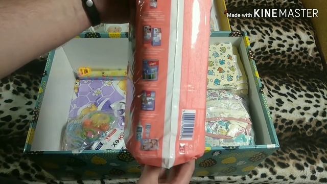 НОВЫЙ БЭБИ БОКС 2020 (Комбинезон + Коврик) Распаковка и обзор! смотреть онлайн