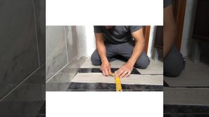 Водостойкий ламинат в ванной комнате