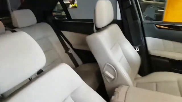 Mercedes-Benz E350 BlueEfficiency Sport смотреть онлайн