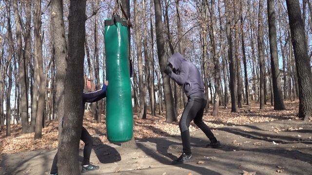 WARFIGHT - базовая техника - прямые удары рукой. Basic tehniques - straight punches
