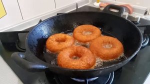 Жарка  пончиков в масле