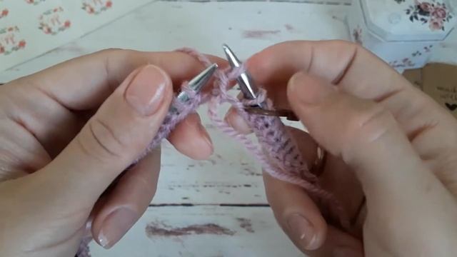 СОЕДИНЯЕМ ПЕТЛИ В КРУГ ПРИ ВЯЗАНИИ НА КРУГОВЫХ И ЧУЛОЧНЫХ СПИЦАХ смотреть онлайн