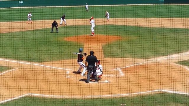 Jamil tagged out at 3rd on a pass ball смотреть онлайн