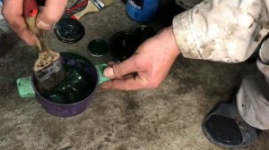 Покраска порогов из пластика на авто кисточкой и валиком