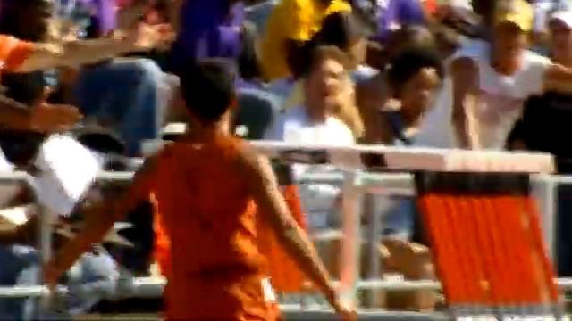 Leo Manzano: "Dare to dream out loud" [Oct. 25, 2012] смотреть онлайн