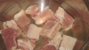 Шулюм из свиных ребрышек