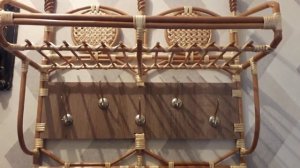 Прихожая из лозы своими руками. Установка