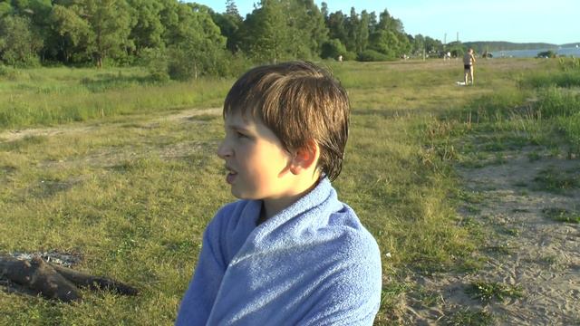 Идём купаться на Волгу с Ильёй 13 июня 2015. VLOG