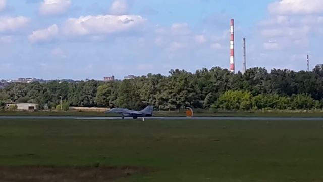 "Стрижи", чебоксарский аэропорт, 13 августа 2015. смотреть онлайн