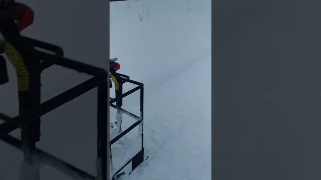 Буран 4тд и мокрый, рыхлый снег. смотреть онлайн