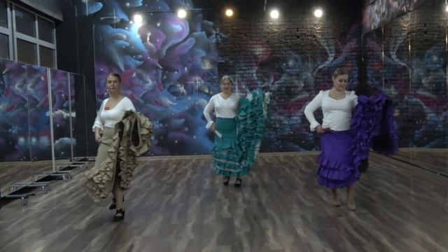 Романсеро. Булерия с бата де кола