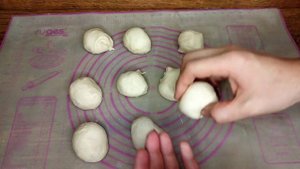 Как приготовить вкусные расстегаи с рыбой и рисом.